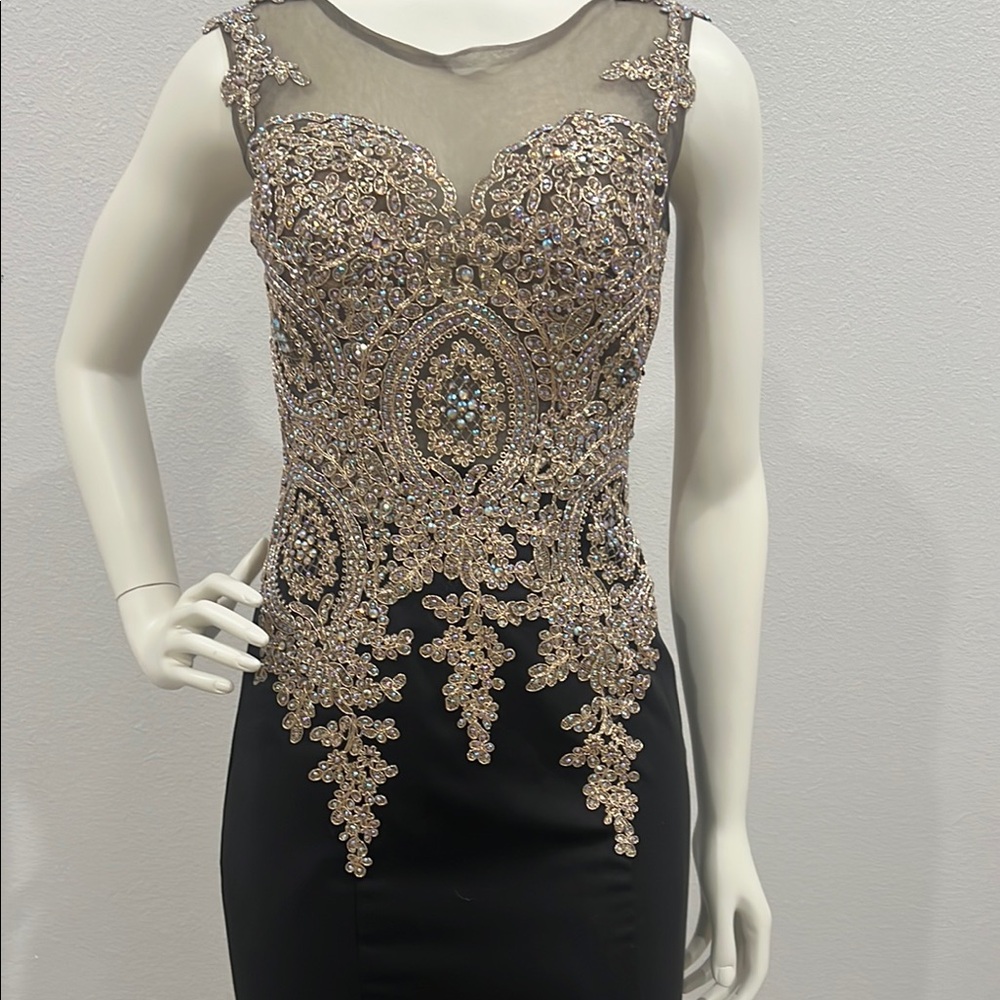 EUREKA U.S.A. Elegant Black and Gold Embellished Dress